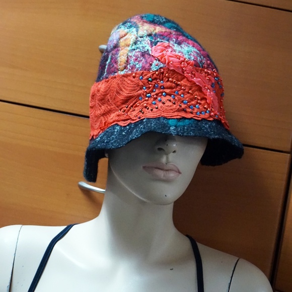 FELTED WOOL CLOCHE HAT UNIQUE GIFT FOR WOMEN main image 5